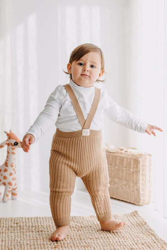 Organic Knitted Baby Tight with Suspenders Cappucino